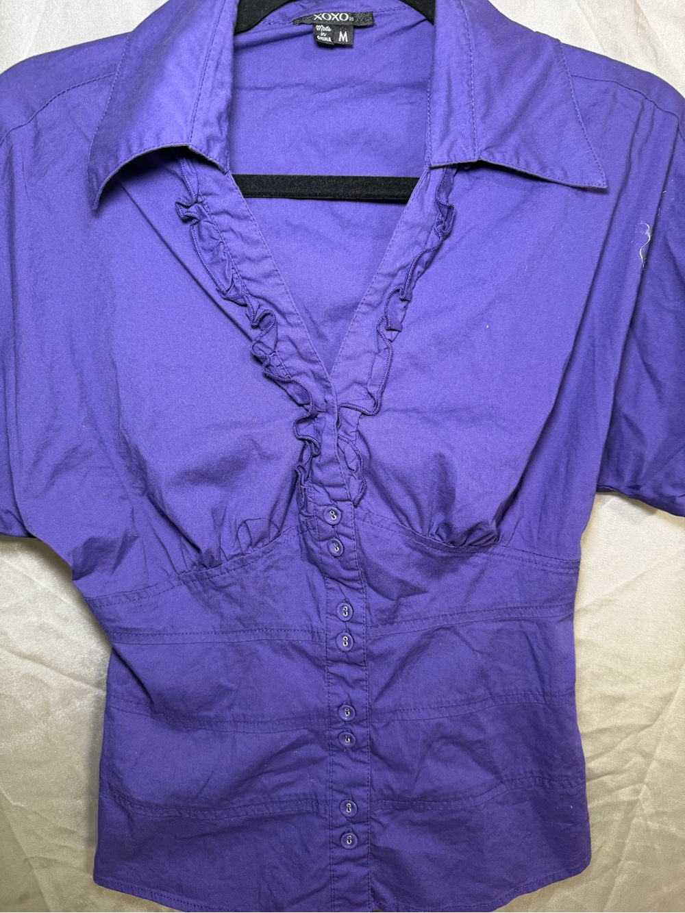 XOXO Women’s Medium Purple Ruffle Button Front Short Sleeve Blouse Y2K Career - Picture 2 of 6